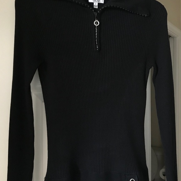 CACHE BLACK SWEATER WITH RHINESTONES🌟 - Picture 2 of 5